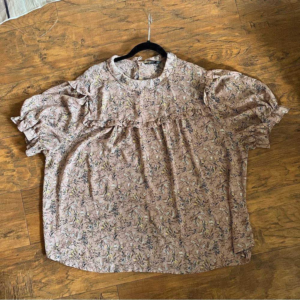 Shein plus curve blouse sheer ruffled flowy floral pattern button down back 4xlg